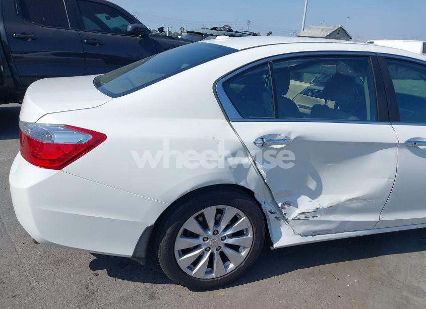 Photo 6 of 2013 Honda Accord EX-L (VIN 1HGCR2F86DA024719)