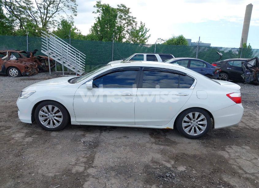 Photo 15 of 2013 Honda Accord EX-L (VIN 1HGCR2F86DA050060)
