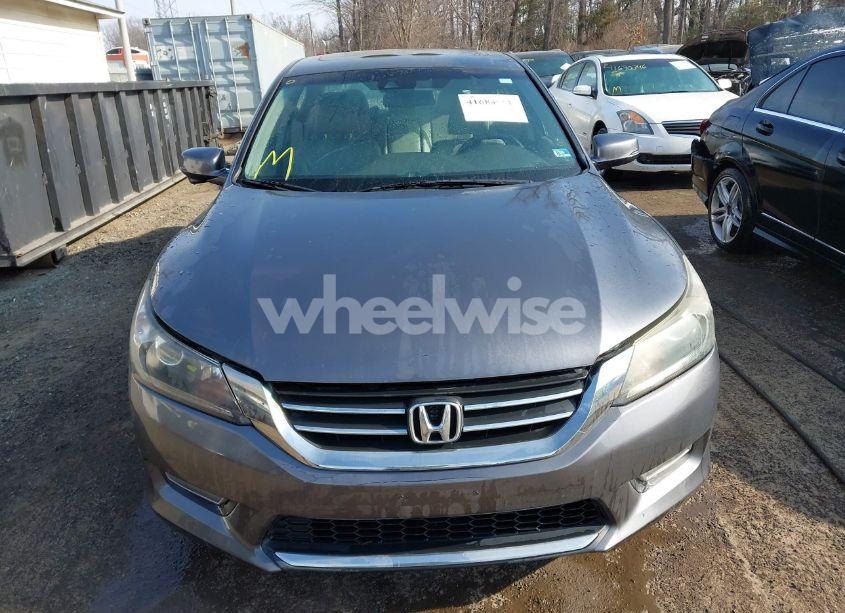 Photo 12 of 2013 Honda Accord EX-L (VIN 1HGCR2F86DA058210)