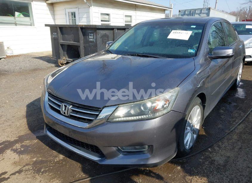 Photo 6 of 2013 Honda Accord EX-L (VIN 1HGCR2F86DA058210)