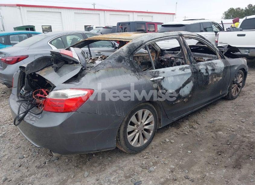 Photo 4 of 2013 Honda Accord EX-L (VIN 1HGCR2F86DA063892)