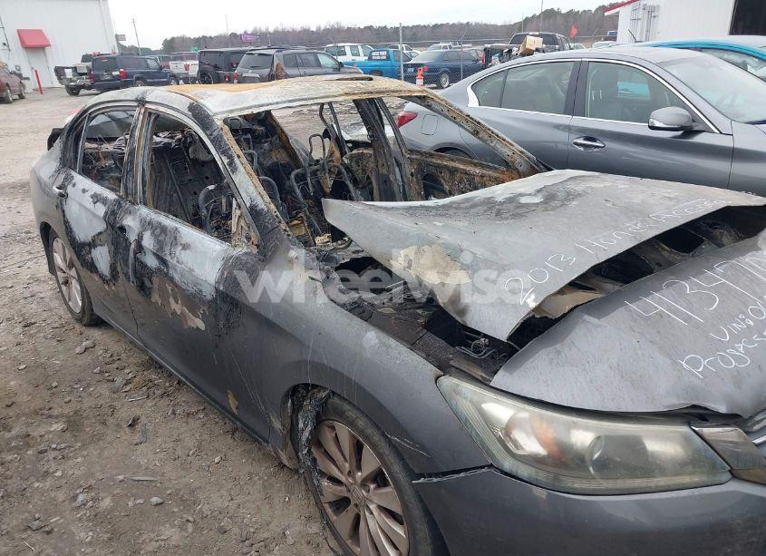 Photo 6 of 2013 Honda Accord EX-L (VIN 1HGCR2F86DA063892)