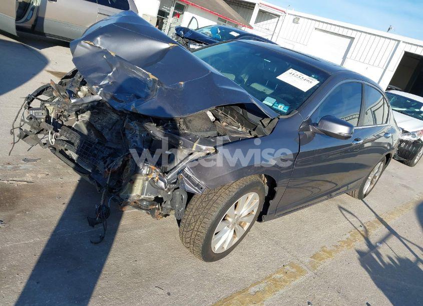 Photo 2 of 2013 Honda Accord EX-L (VIN 1HGCR2F86DA092342)