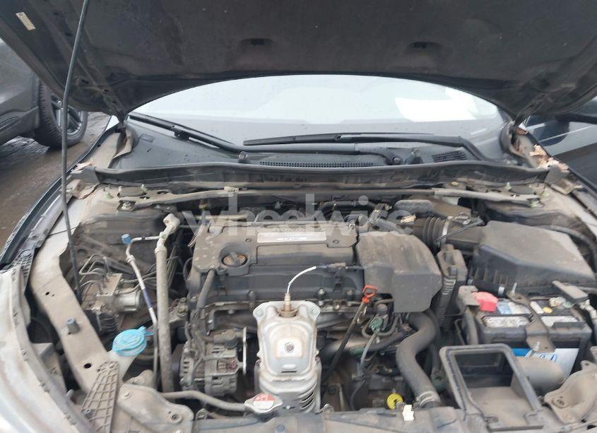 Photo 10 of 2013 Honda Accord EX-L (VIN 1HGCR2F86DA105607)