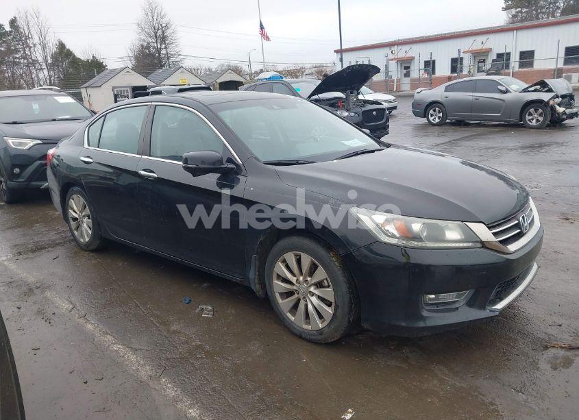Photo 12 of 2013 Honda Accord EX-L (VIN 1HGCR2F86DA105607)