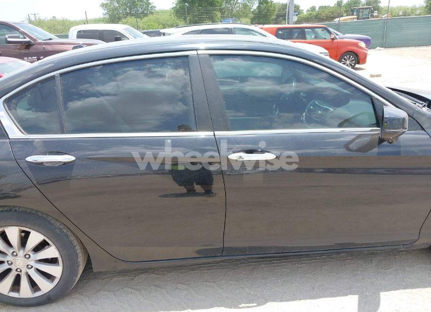 Photo 13 of 2013 Honda Accord EX-L (VIN 1HGCR2F86DA109205)