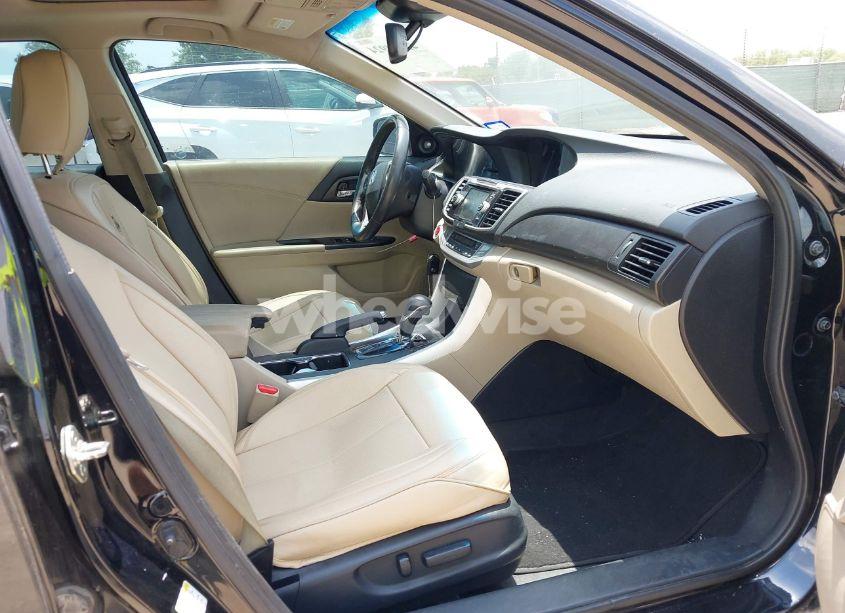 Photo 5 of 2013 Honda Accord EX-L (VIN 1HGCR2F86DA109205)