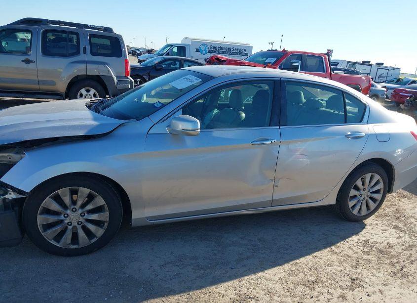 Photo 15 of 2013 Honda Accord EX-L (VIN 1HGCR2F86DA113321)