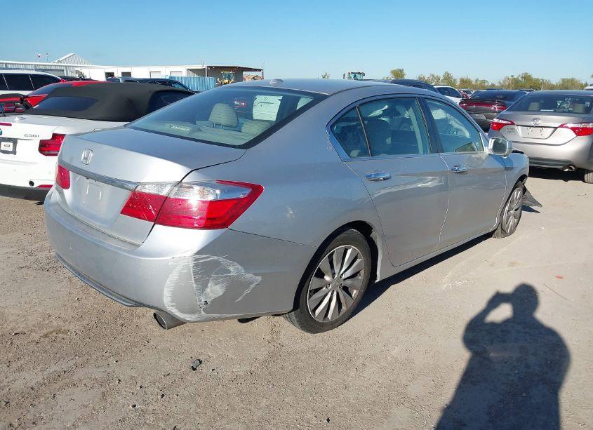 Photo 4 of 2013 Honda Accord EX-L (VIN 1HGCR2F86DA113321)