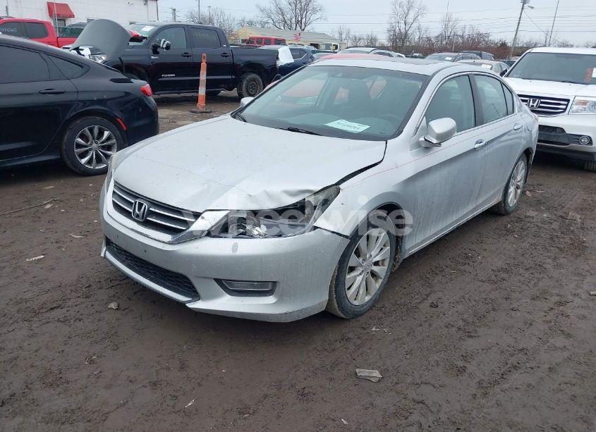 Photo 2 of 2013 Honda Accord EX-L (VIN 1HGCR2F86DA144276)