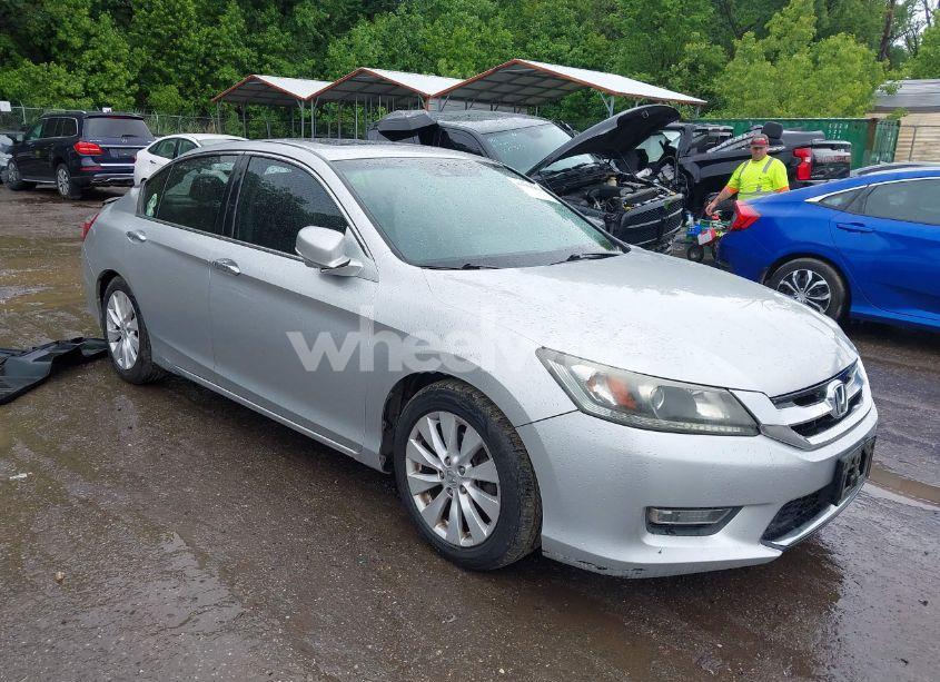 2013 Honda Accord EX-L (VIN 1HGCR2F86DA151843) main photo