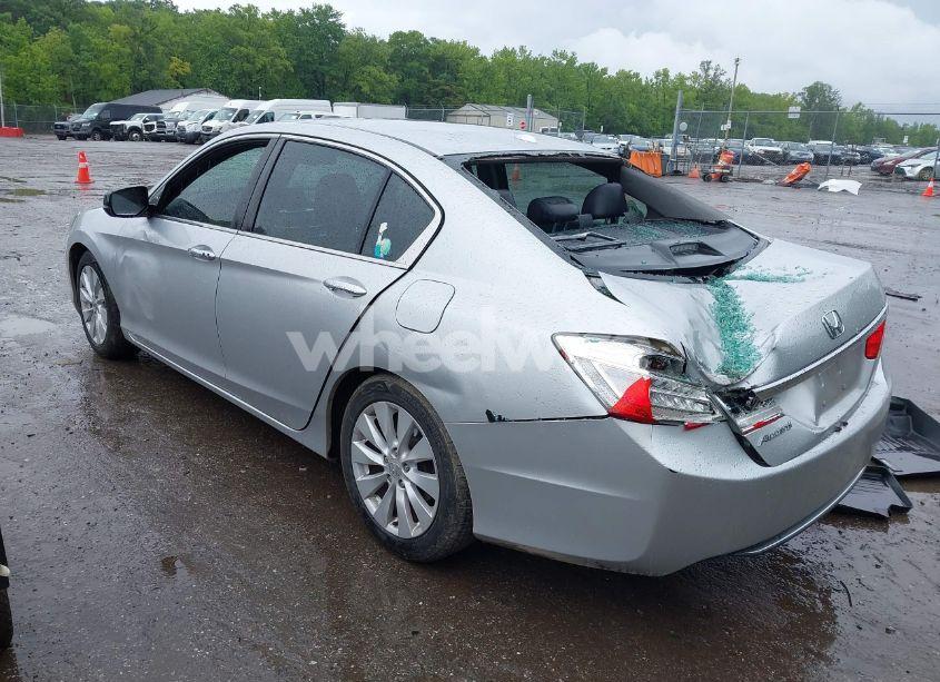Photo 3 of 2013 Honda Accord EX-L (VIN 1HGCR2F86DA151843)