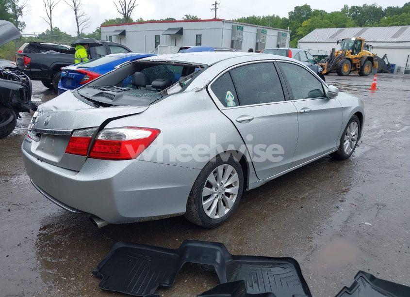 Photo 4 of 2013 Honda Accord EX-L (VIN 1HGCR2F86DA151843)