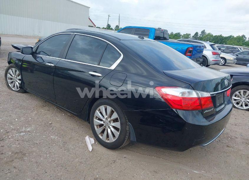 Photo 3 of 2013 Honda Accord EX-L (VIN 1HGCR2F86DA215766)