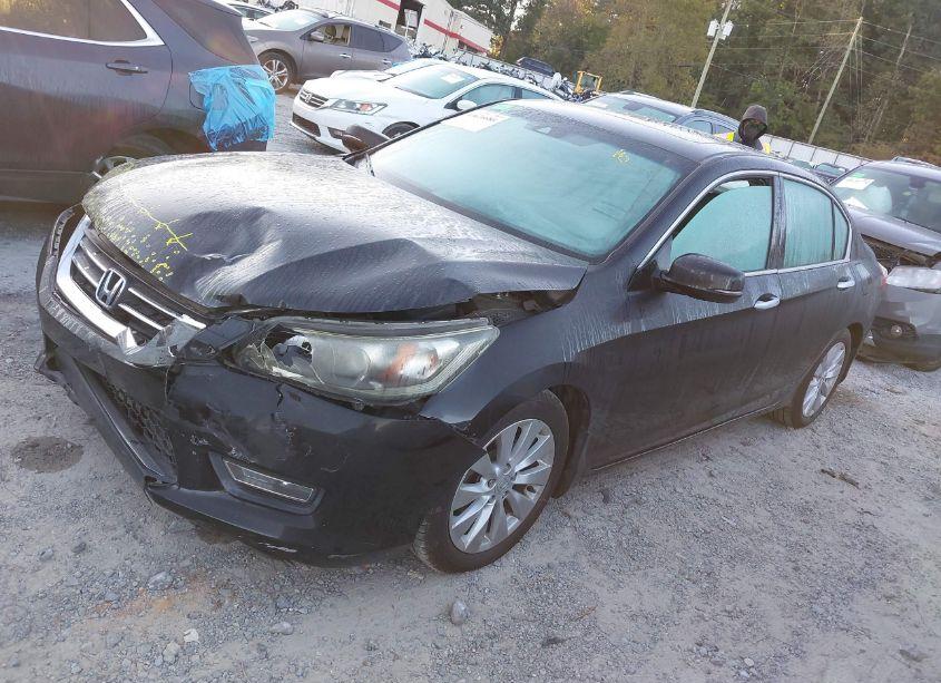 Photo 2 of 2013 Honda Accord EX-L (VIN 1HGCR2F86DA263297)