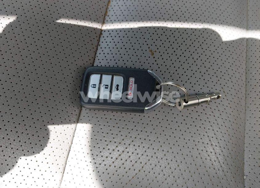 Photo 11 of 2013 Honda Accord EX-L (VIN 1HGCR2F86DA263820)