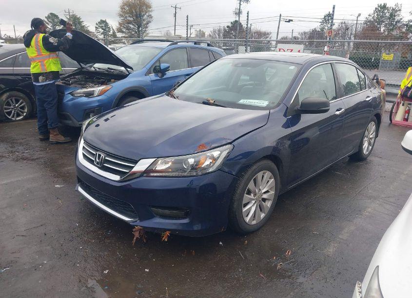 Photo 2 of 2014 Honda Accord EX-L (VIN 1HGCR2F86EA055860)