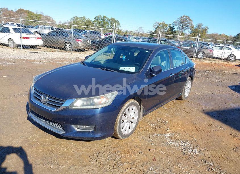 Photo 2 of 2014 Honda Accord EX-L (VIN 1HGCR2F86EA186917)