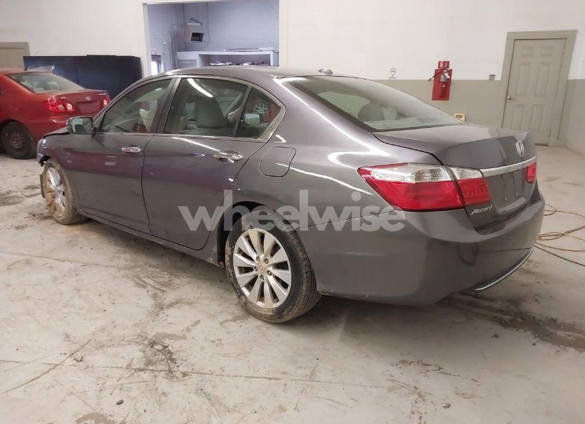 Photo 3 of 2014 Honda Accord EX-L (VIN 1HGCR2F86EA226347)