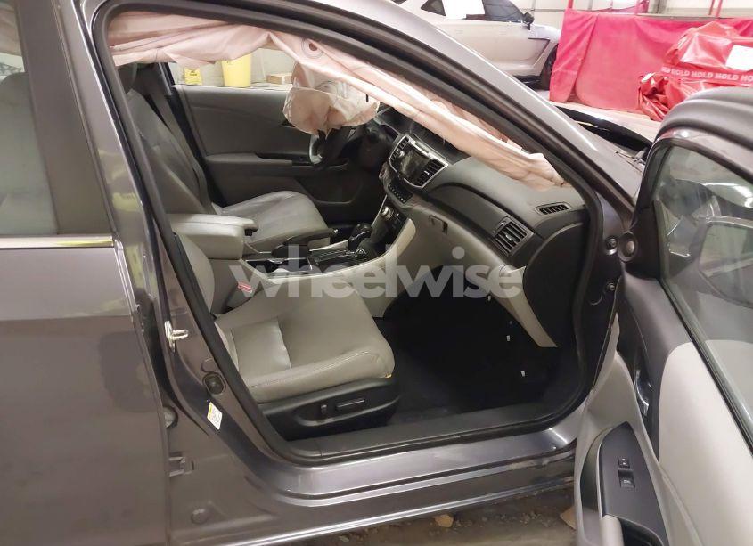 Photo 5 of 2014 Honda Accord EX-L (VIN 1HGCR2F86EA226347)