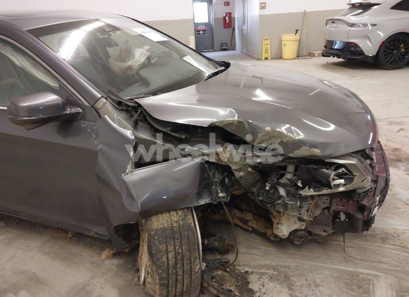 Photo 6 of 2014 Honda Accord EX-L (VIN 1HGCR2F86EA226347)