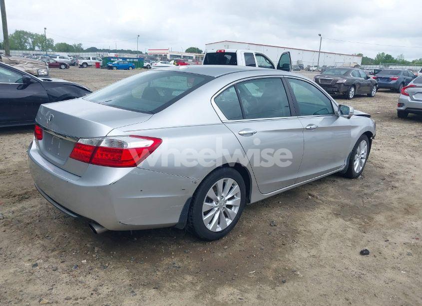 Photo 4 of 2014 Honda Accord EX-L (VIN 1HGCR2F86EA244492)