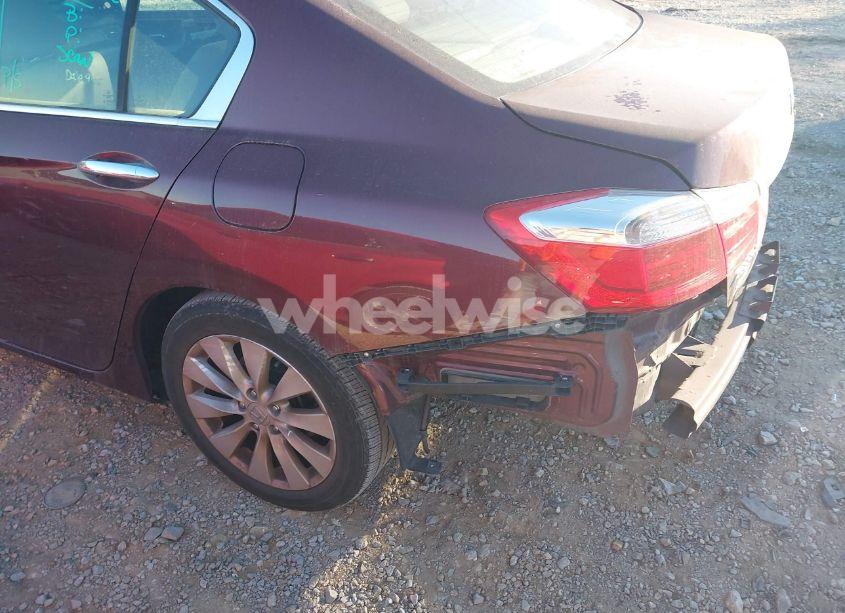 Photo 18 of 2015 Honda Accord EX-L (VIN 1HGCR2F86FA002061)