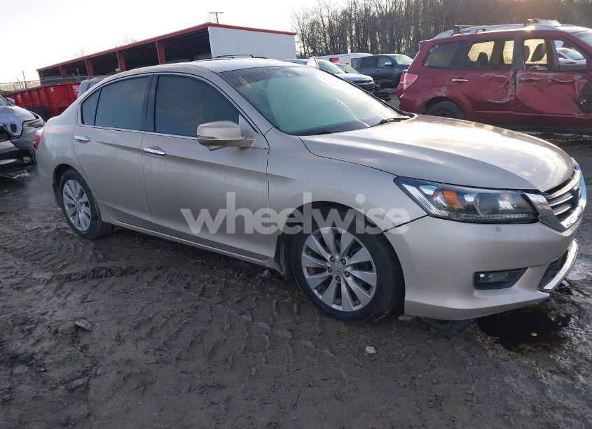 2015 Honda Accord EX-L (VIN 1HGCR2F86FA010788) main photo