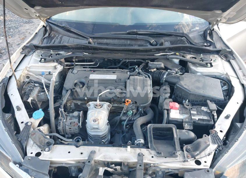 Photo 10 of 2015 Honda Accord EX-L (VIN 1HGCR2F86FA010788)
