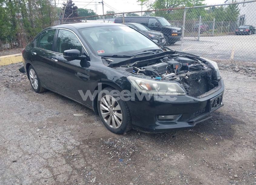 2015 Honda Accord EX-L (VIN 1HGCR2F86FA011911) main photo