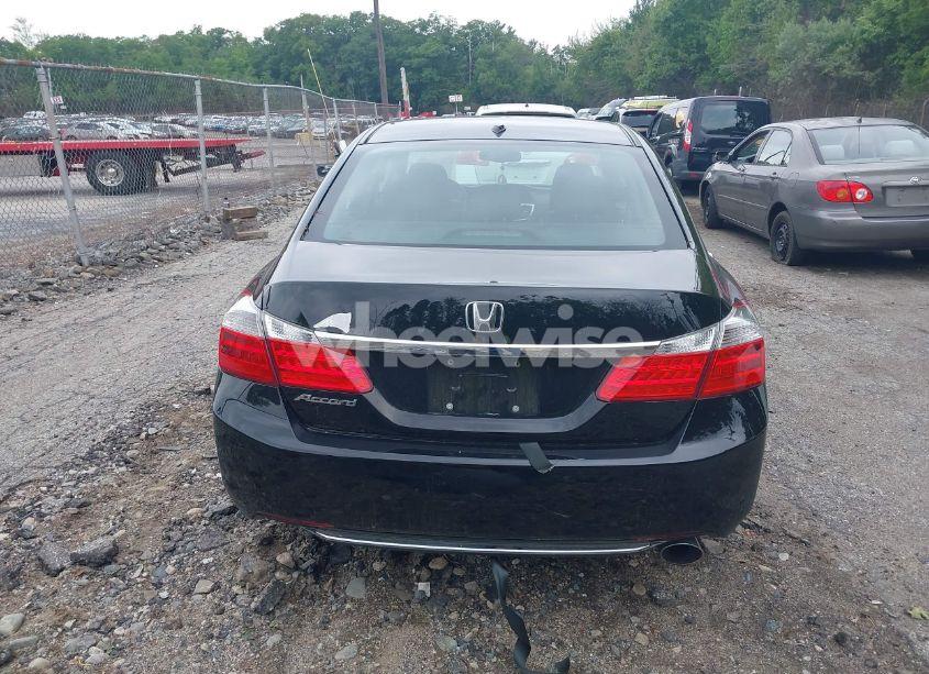 Photo 17 of 2015 Honda Accord EX-L (VIN 1HGCR2F86FA011911)