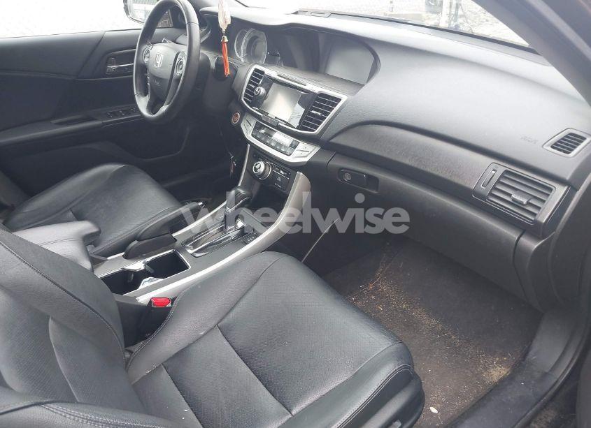 Photo 5 of 2015 Honda Accord EX-L (VIN 1HGCR2F86FA011911)