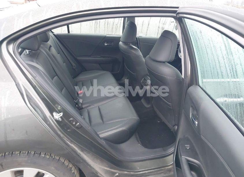 Photo 8 of 2015 Honda Accord EX-L (VIN 1HGCR2F86FA047971)