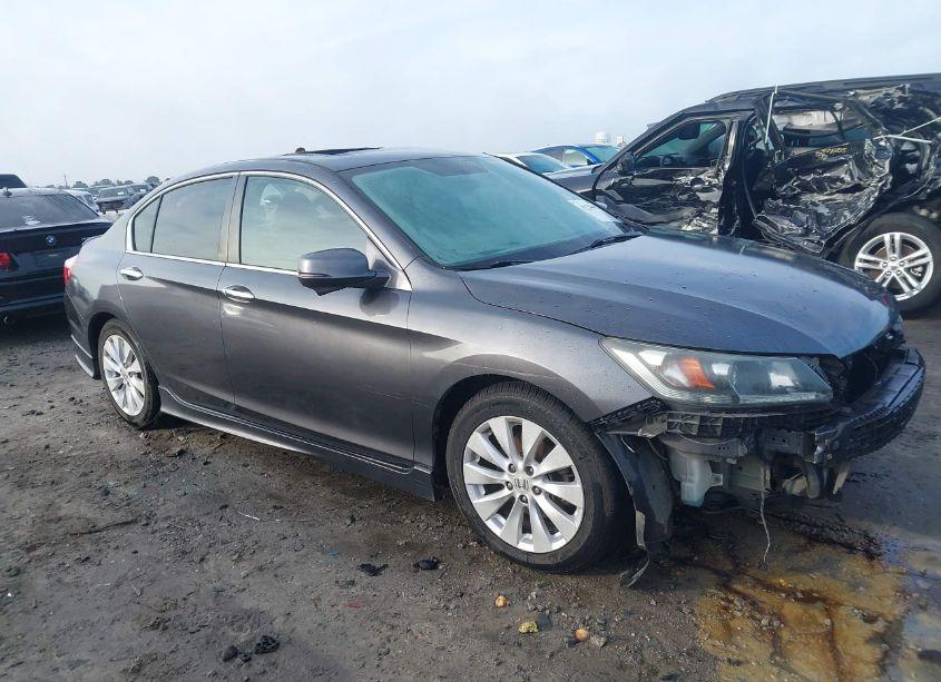 2015 Honda Accord EX-L (VIN 1HGCR2F86FA060977) main photo