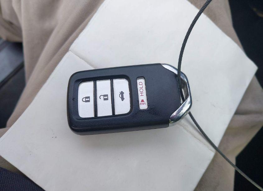 Photo 11 of 2015 Honda Accord EX-L (VIN 1HGCR2F86FA060977)