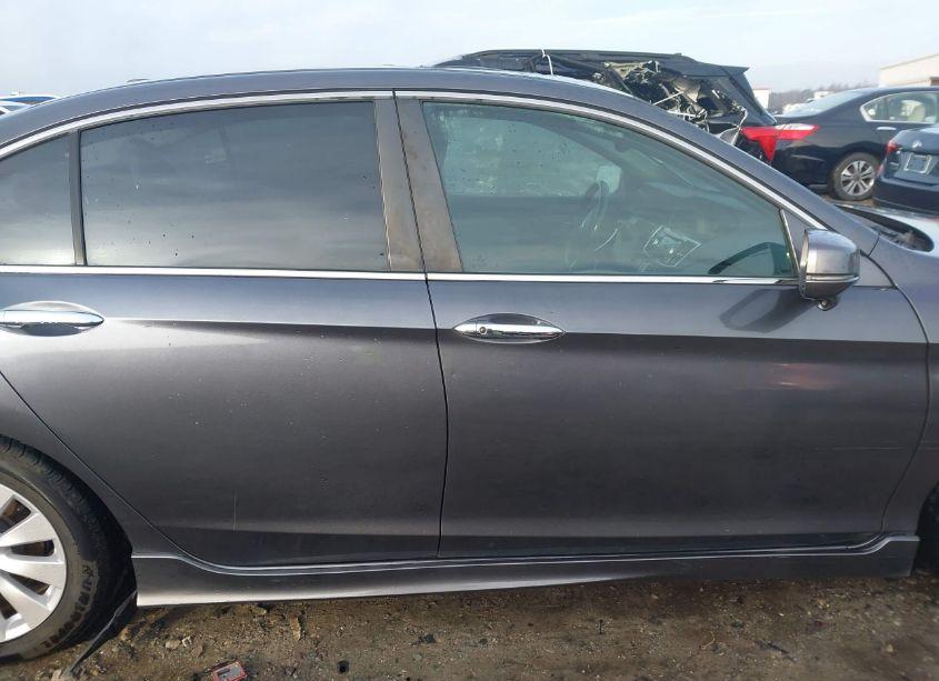 Photo 14 of 2015 Honda Accord EX-L (VIN 1HGCR2F86FA060977)