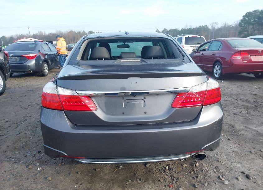 Photo 17 of 2015 Honda Accord EX-L (VIN 1HGCR2F86FA060977)