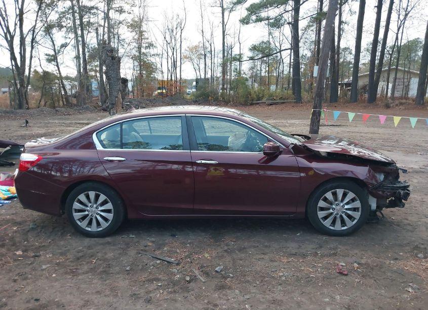 Photo 13 of 2015 Honda Accord EX-L (VIN 1HGCR2F86FA100040)