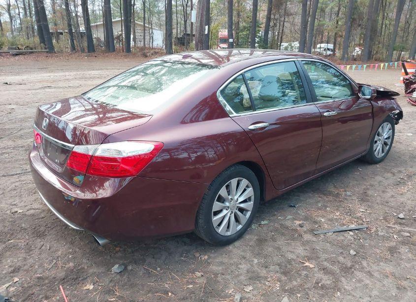 Photo 4 of 2015 Honda Accord EX-L (VIN 1HGCR2F86FA100040)