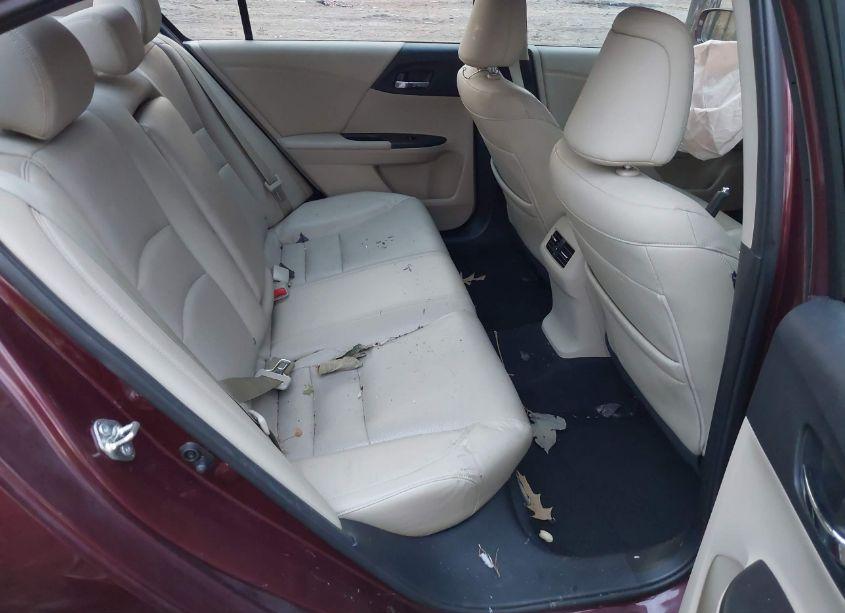 Photo 8 of 2015 Honda Accord EX-L (VIN 1HGCR2F86FA100040)