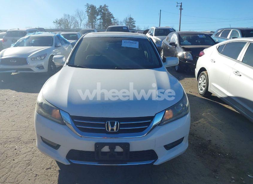 Photo 12 of 2015 Honda Accord EX-L (VIN 1HGCR2F86FA121020)