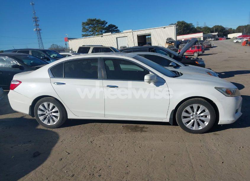 Photo 13 of 2015 Honda Accord EX-L (VIN 1HGCR2F86FA121020)