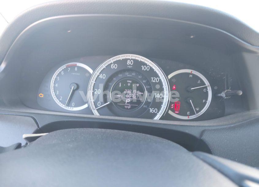 Photo 7 of 2015 Honda Accord EX-L (VIN 1HGCR2F86FA121020)