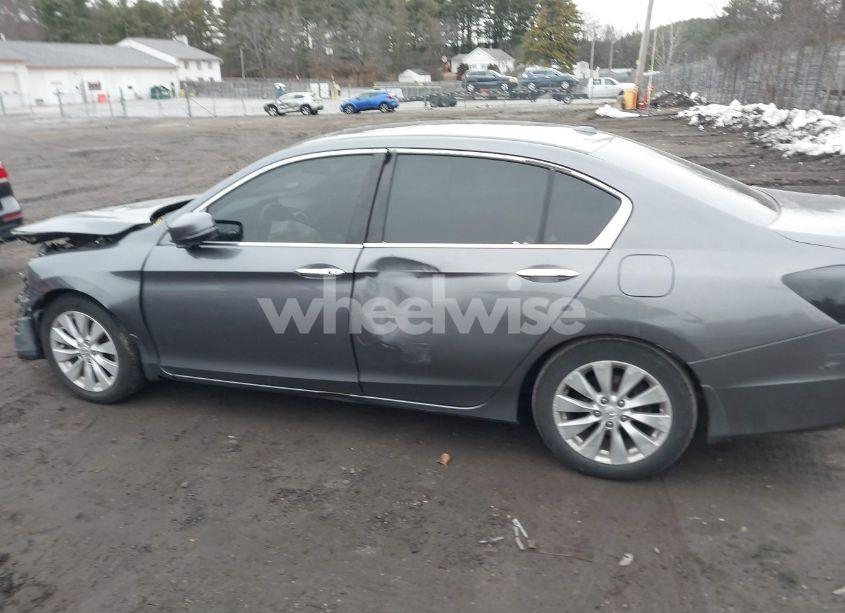 Photo 14 of 2015 Honda Accord EX-L (VIN 1HGCR2F86FA137007)