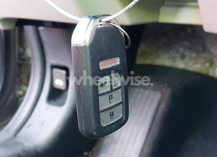 Photo 11 of 2016 Honda Accord EX-L (VIN 1HGCR2F86GA005883)