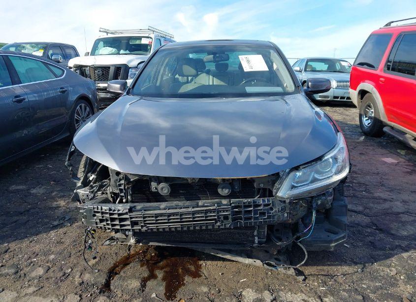 Photo 6 of 2016 Honda Accord EX-L (VIN 1HGCR2F86GA005883)