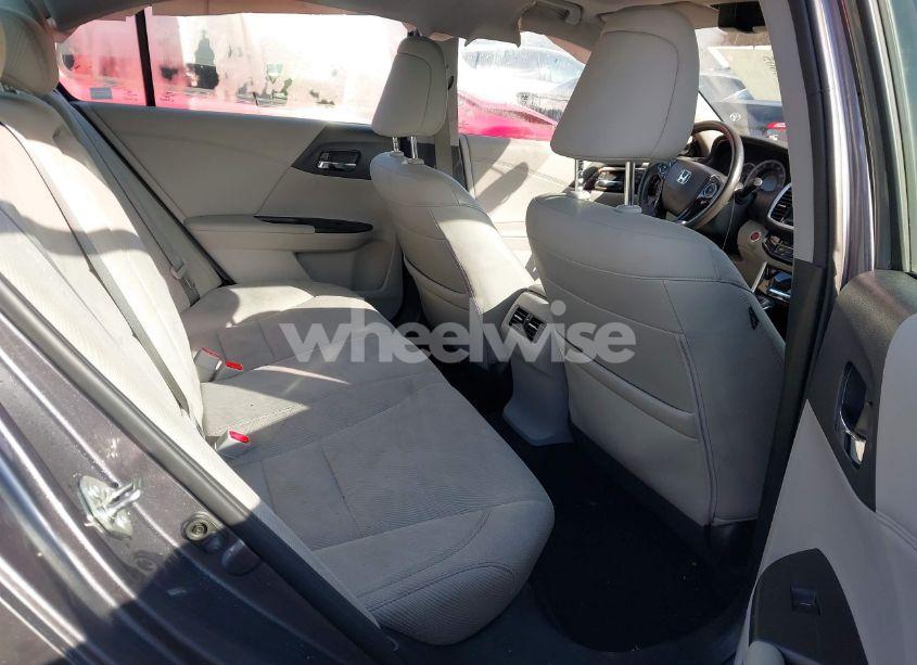 Photo 8 of 2016 Honda Accord EX-L (VIN 1HGCR2F86GA005883)