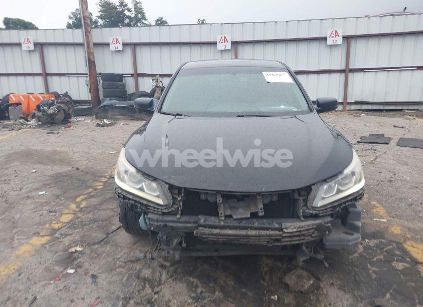 Photo 12 of 2016 Honda Accord EX-L (VIN 1HGCR2F86GA031741)