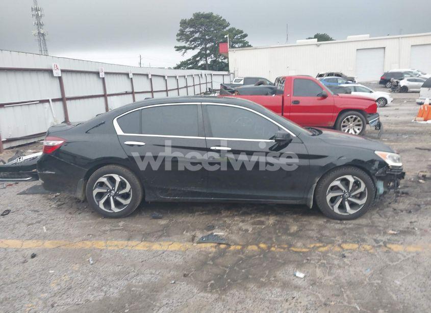 Photo 13 of 2016 Honda Accord EX-L (VIN 1HGCR2F86GA031741)