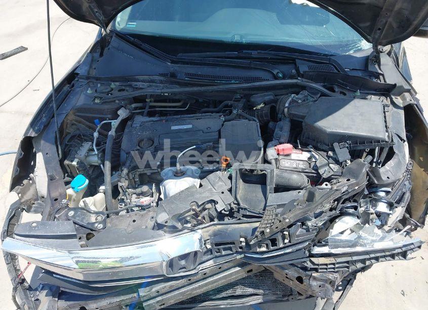 Photo 10 of 2016 Honda Accord EX-L (VIN 1HGCR2F86GA136523)